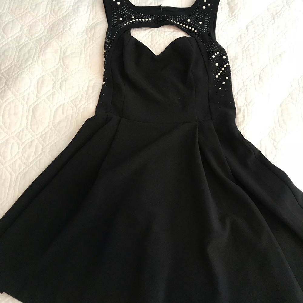 Guess cocktail skater dress with beading 😍
